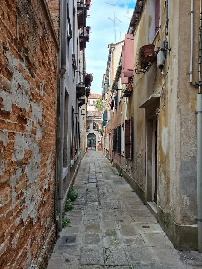 Venice Apartment With Private Courtyard إيطاليا